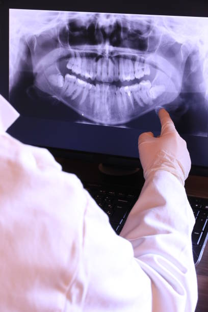 Best Weekend Emergency Dental Services in Nazareth, PA